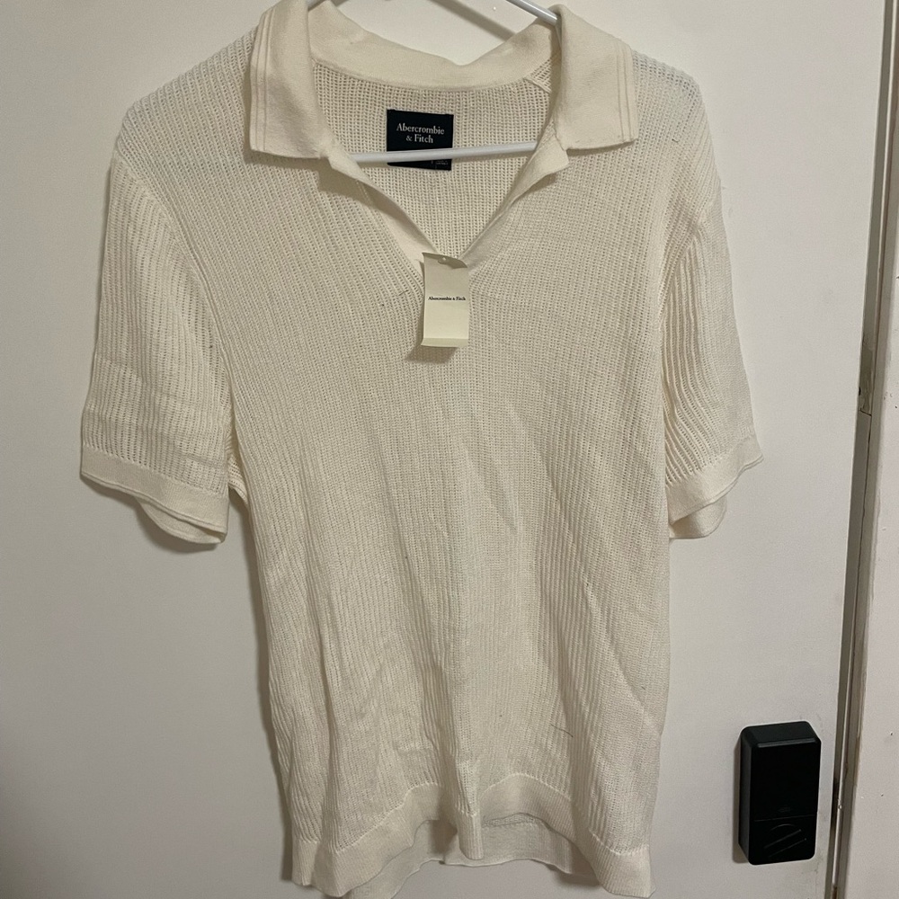 Abercrombie & Fitch Men's Cream Polo Shirt